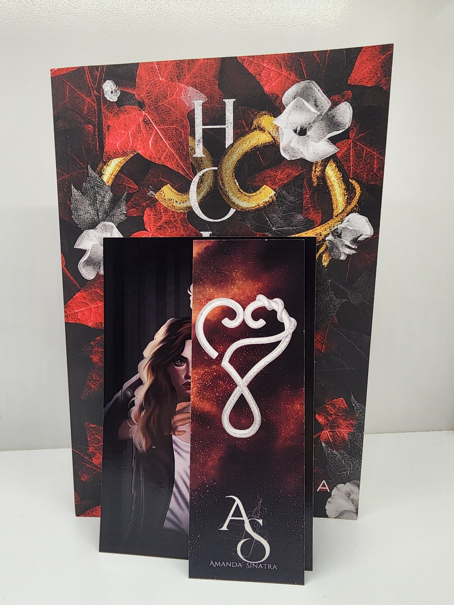 Hollow (Hollow, 1)
